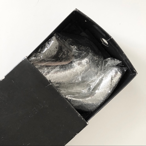 REPORT Signature Silver Sequin Heels / Pumps - Picture 8 of 8